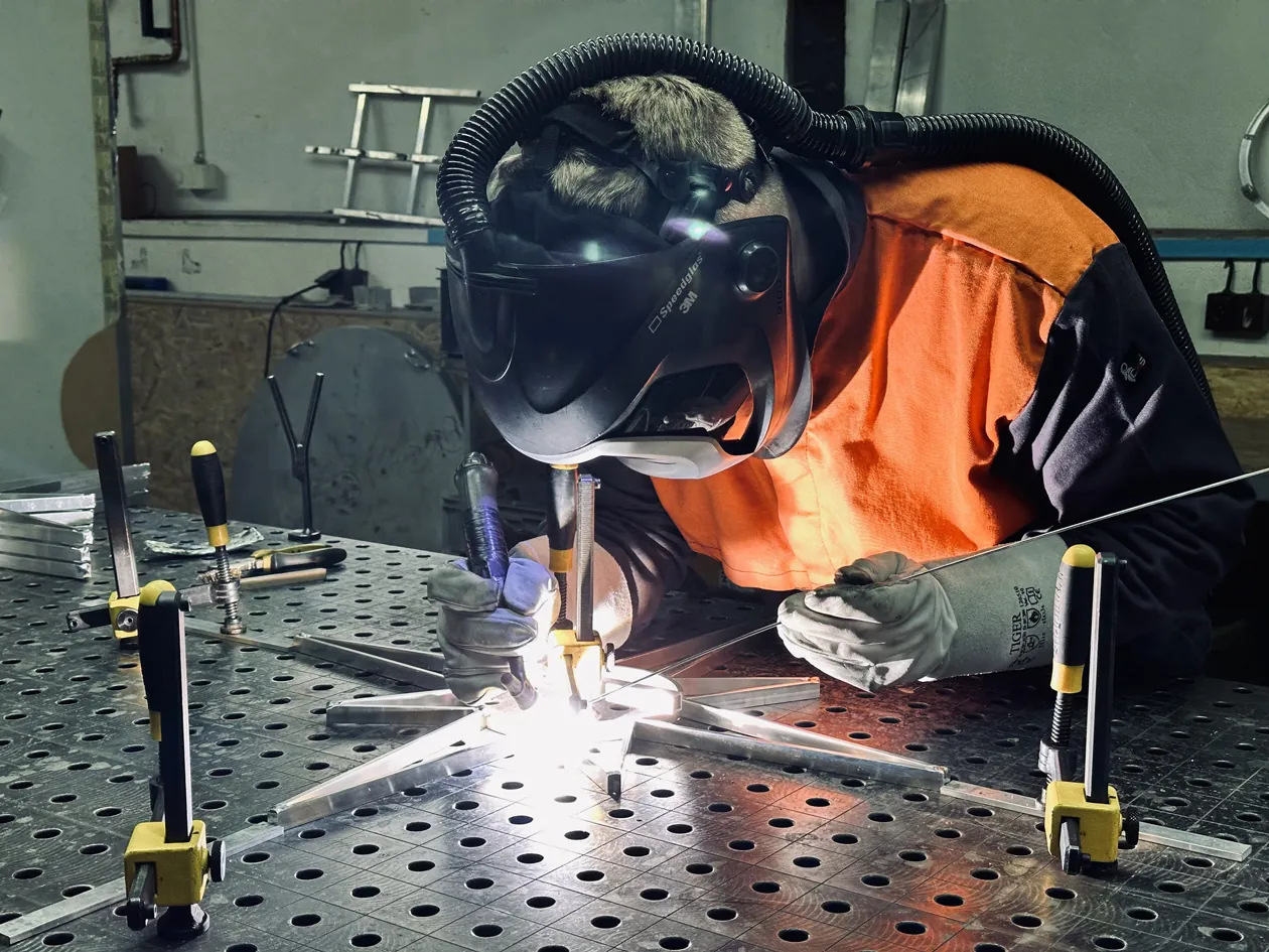 Welded light sculptures